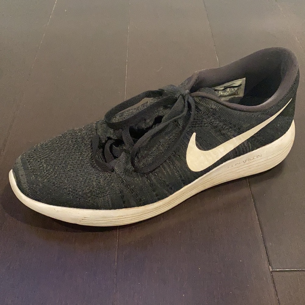 Nike Lunarlon Black Sneakers Size 9